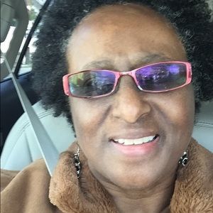 Meet your Posher, Rhonda